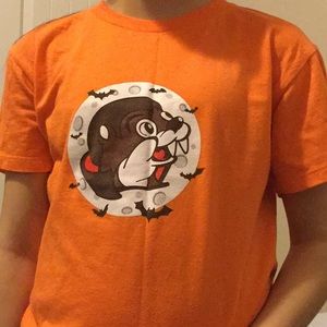 Batty for buc-ee’s Halloween🎃 👻 shirt 👚 2018